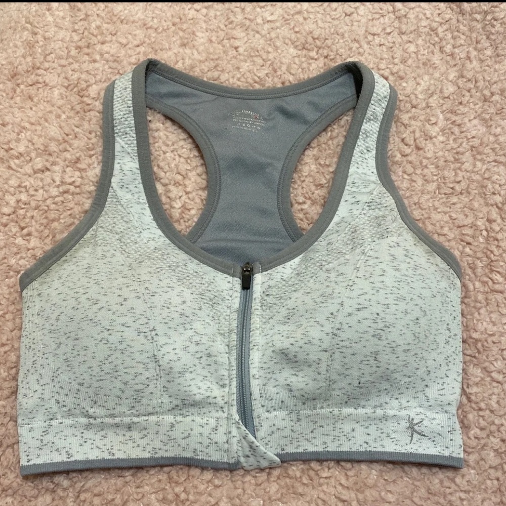 Sports Bra front zip